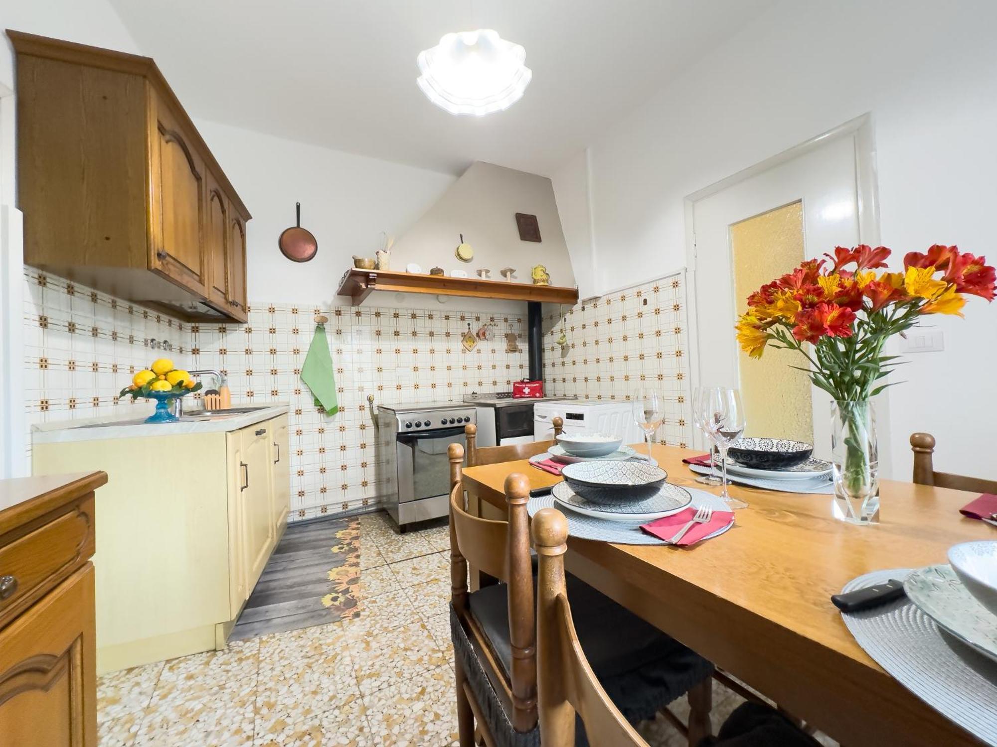 Sanremo Mare E Relax - Affittasi "Casa Illiade" Con Parcheggio Libero, Terrazza E Wi-Fiアパートメント エクステリア 写真