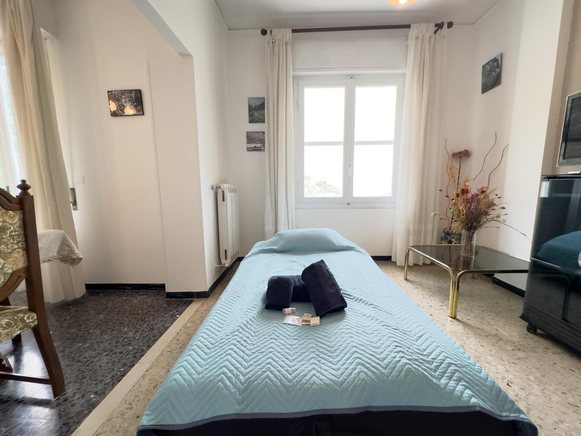 Sanremo Mare E Relax - Affittasi "Casa Illiade" Con Parcheggio Libero, Terrazza E Wi-Fiアパートメント エクステリア 写真